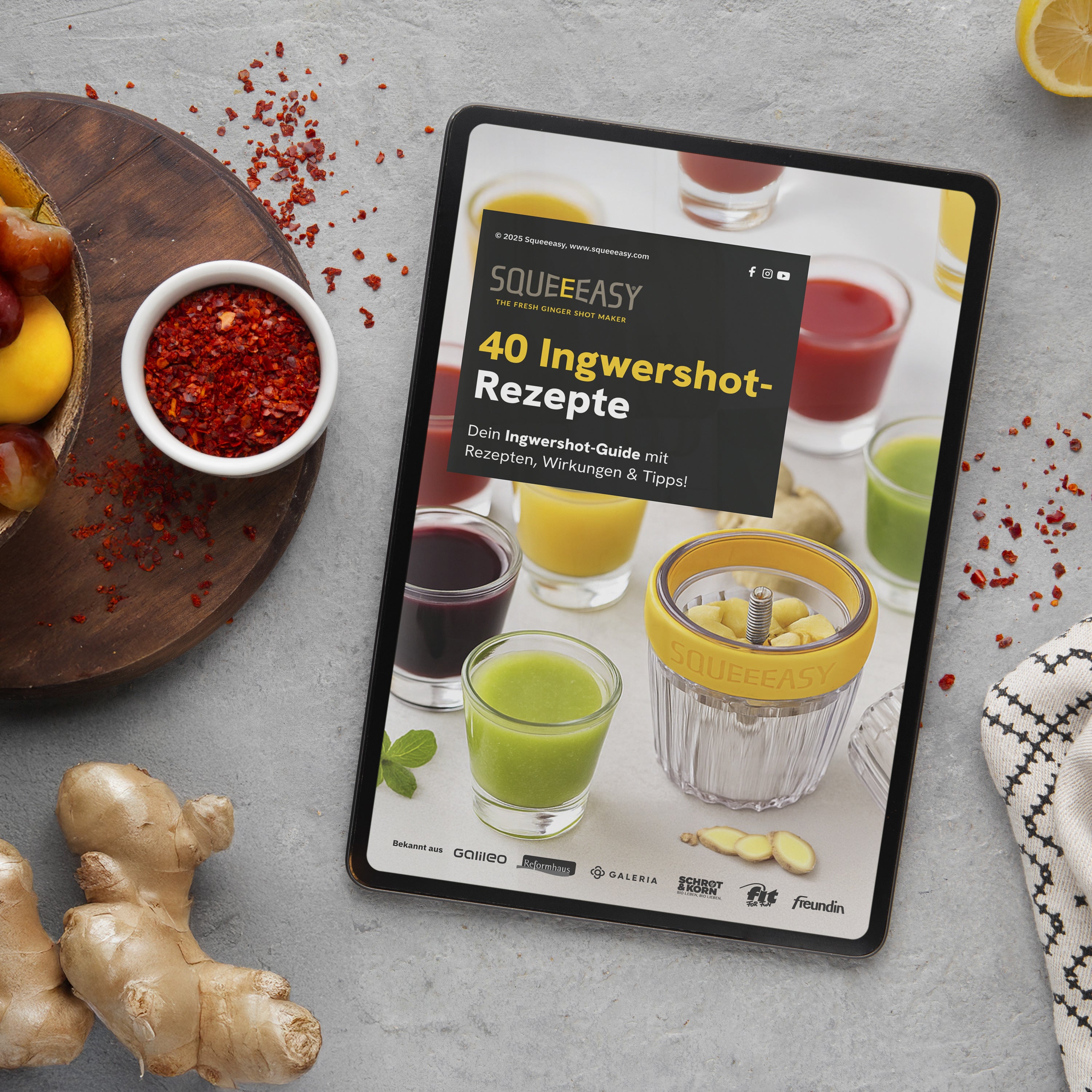 Gute-Vorsätze-Bundle: Ingwerpresse + 40 Koch- und 40 Ingwershotrezepte